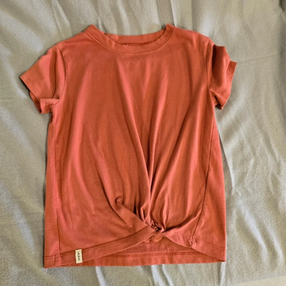 Abercrombie Kids Girls Twist Front T-Shirt Terracotta‎ Size 7/8 Short Sleeve